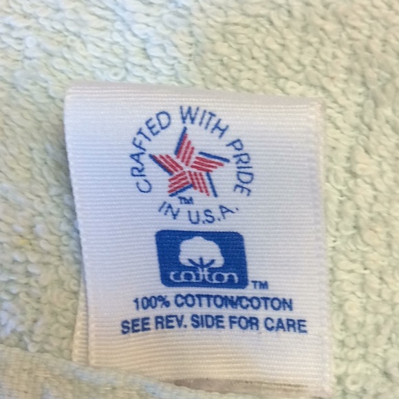 FINAL SALE PRICE Vintage 3 Piece Lot - Q Sheet, H Towel & Apron - Picture 8 of 11